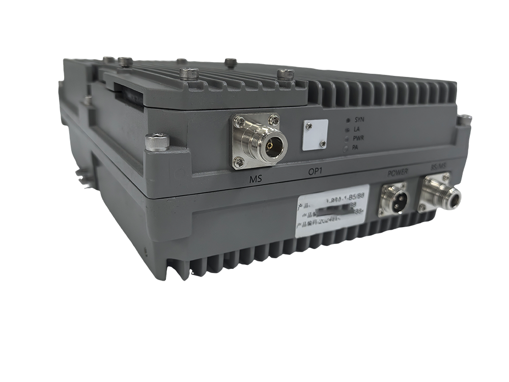  河东三频手机信号接收器2000㎡