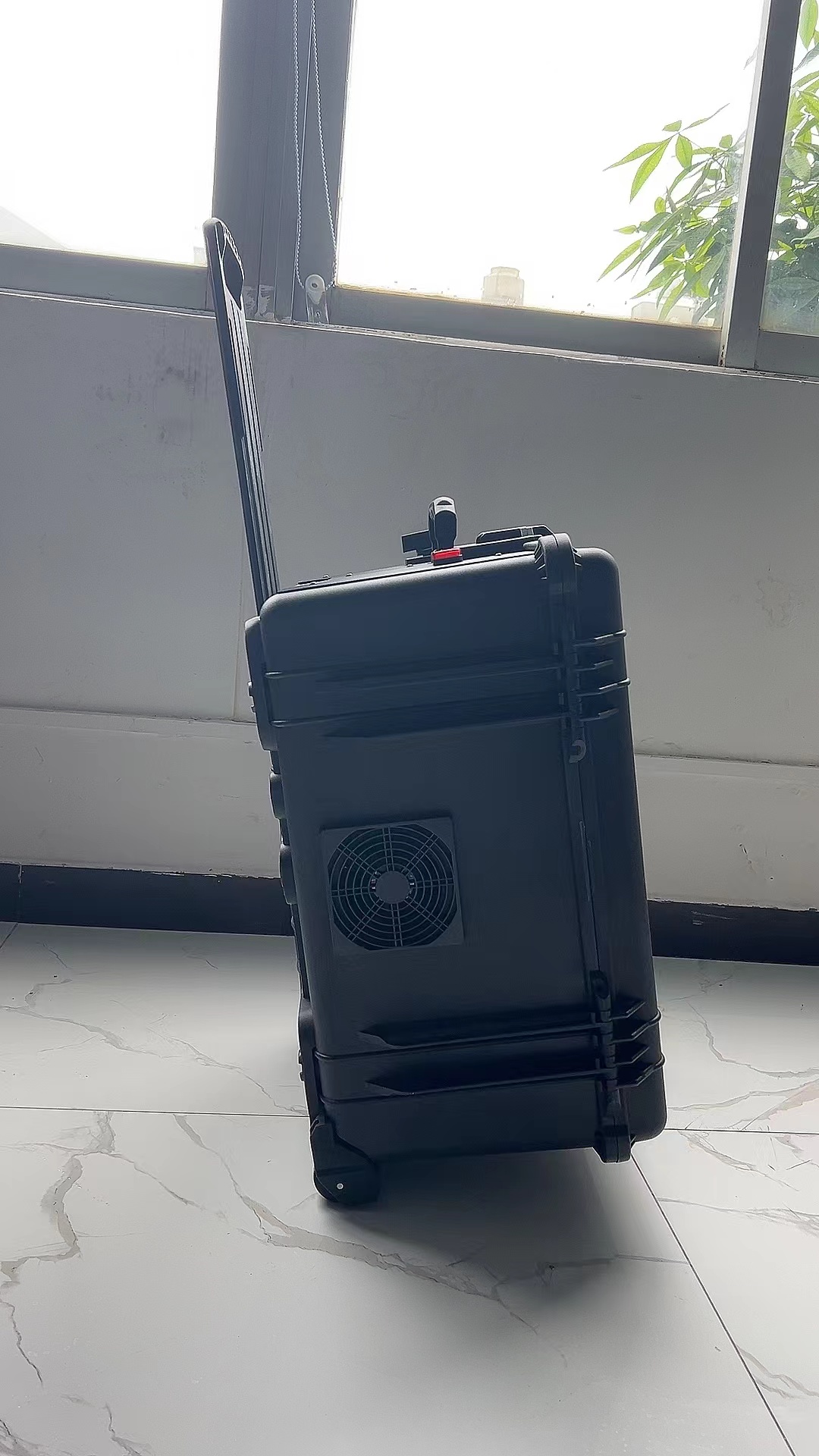 河东手拉箱型移动通信干扰器